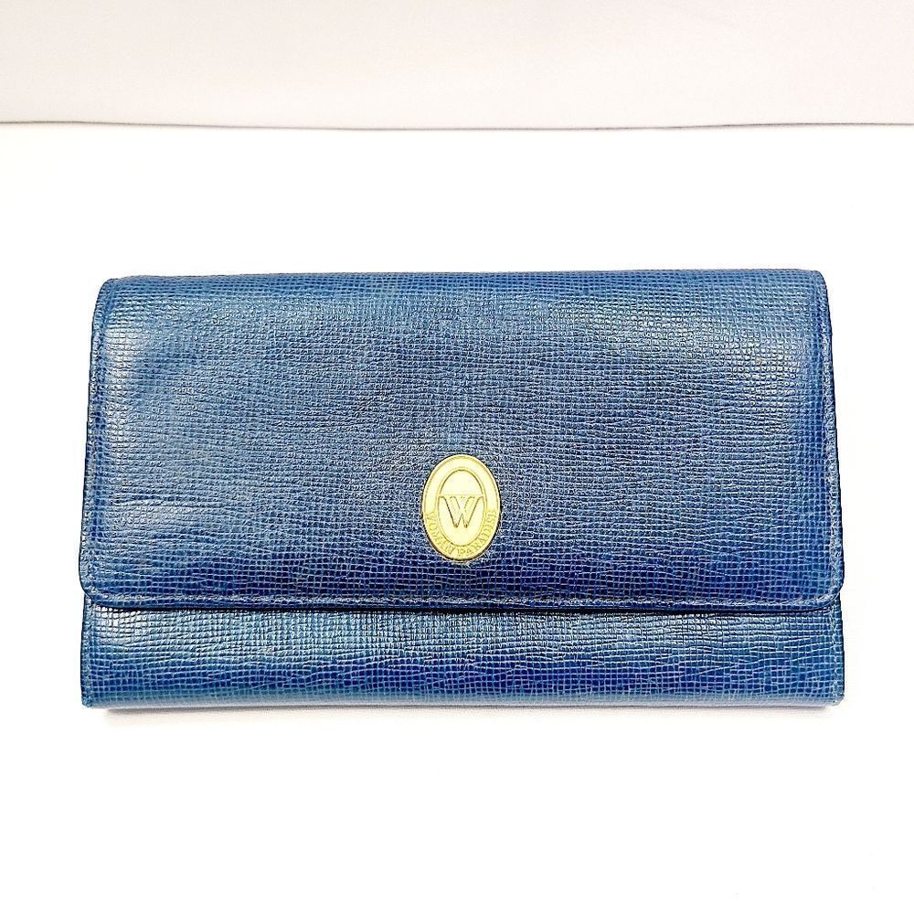 Woman Paradise Leather Bifold Wallet